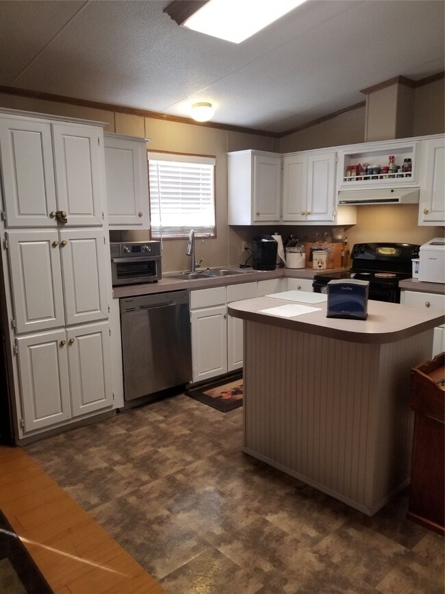 29921 Brownsville St, Magnolia, TX 77354 - photo 2