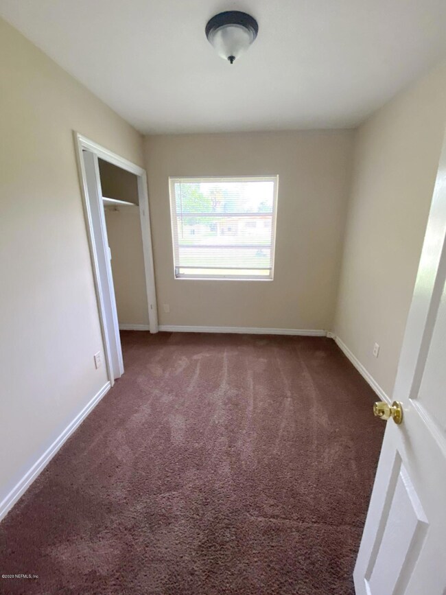 2338 Dolphin Ave, Jacksonville, FL 32218 - photo 5