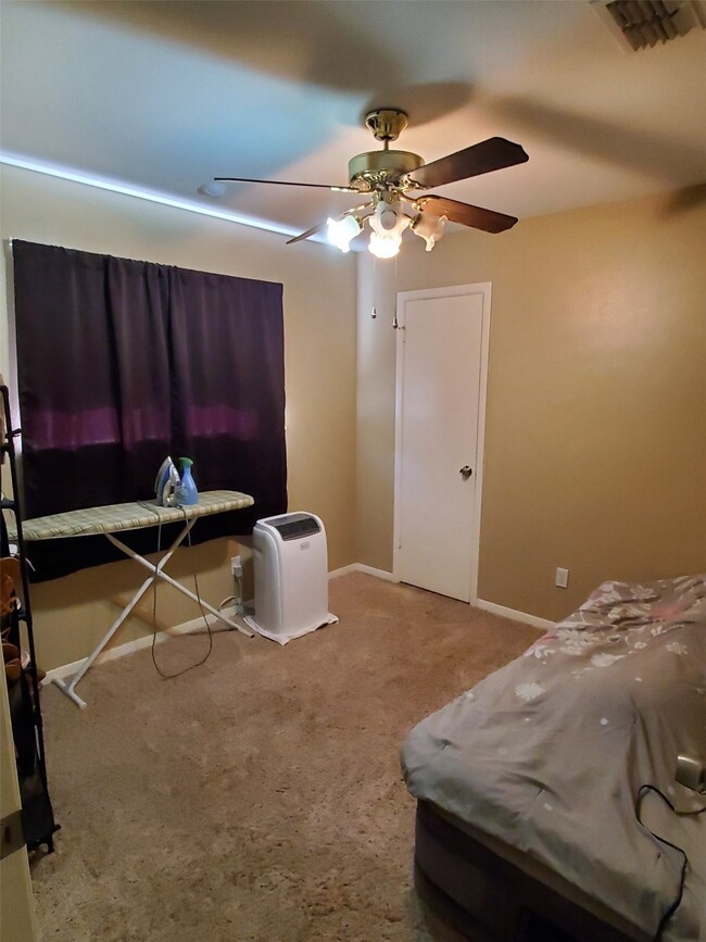 3412 Avenue R, Rosenberg, TX 77471 - photo 3