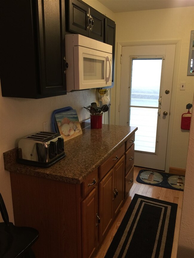 404 Farragut Rd unit 2, Wildwood Crest, NJ 08260 - photo 7