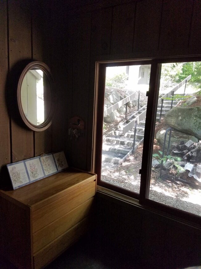 27 Big Coolidge Rd unit 27- 2, Lincoln, NH 03251 - photo 4