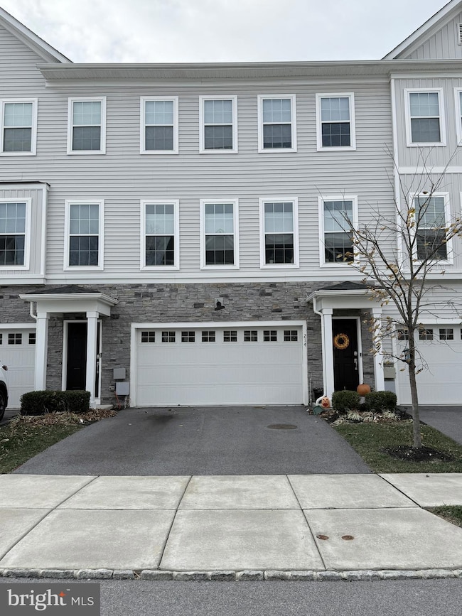 214 Red Leaf Ln, Exton, PA 19341 - photo 2