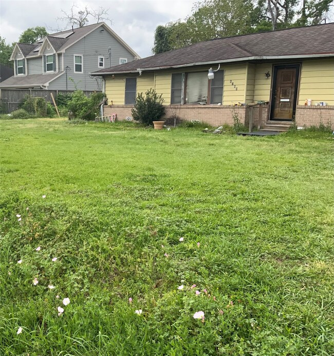 8703 Dodson St, Houston, TX 77093 - photo 6