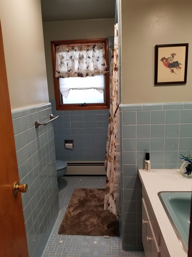 334A Stegman Pkwy, Jersey City, NJ 07305 - photo 7