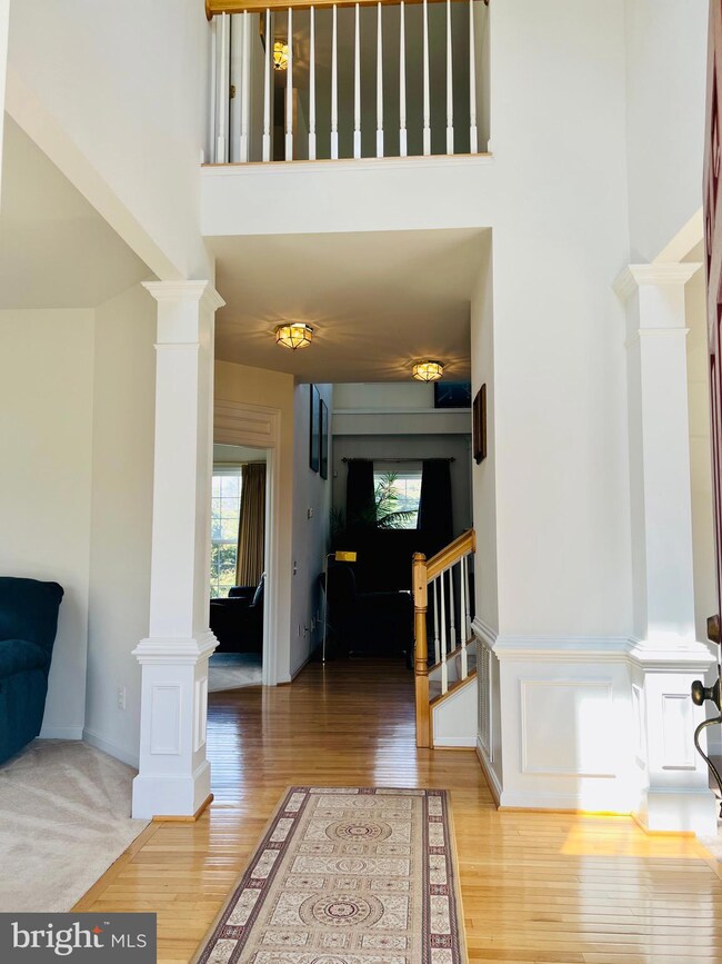 5900 Moonbeam Dr, Woodbridge, VA 22193 - photo 2