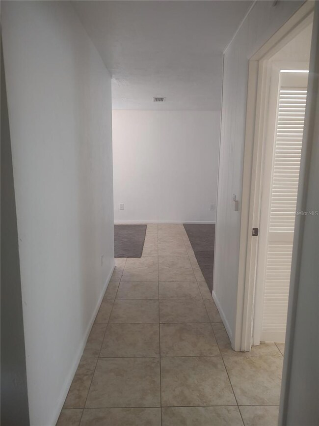 12201 Sandalwood Dr unit 12201, Wildwood, FL 34785 - photo 4