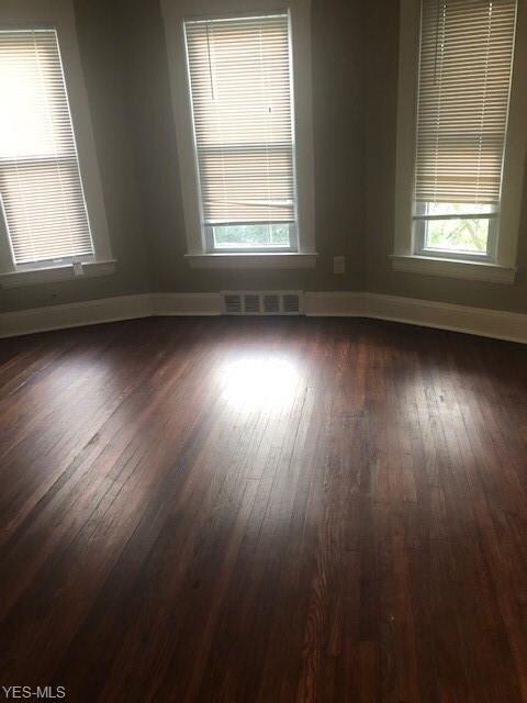 19615 Kewanee Ave, Cleveland, OH 44119 - photo 5