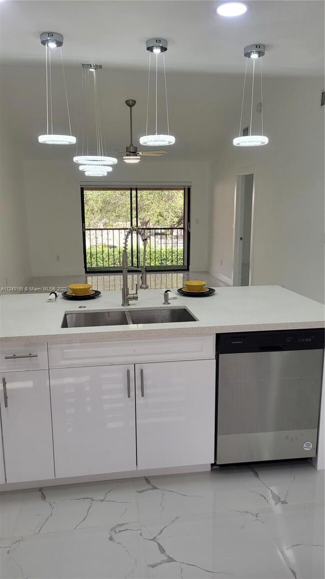 400 Club Cir unit 2020, Boca Raton, FL 33487 - photo 6