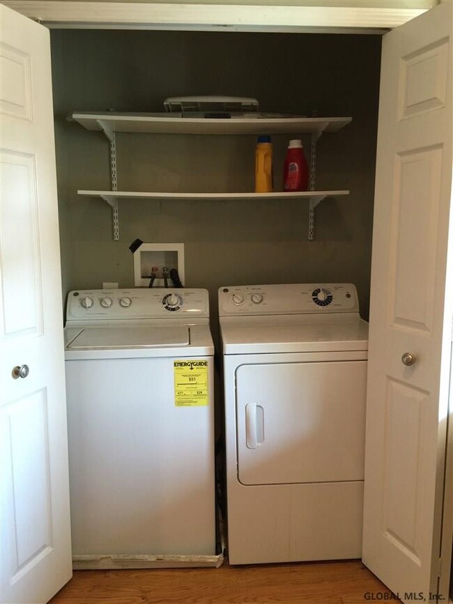 All units have Washer / Dryer