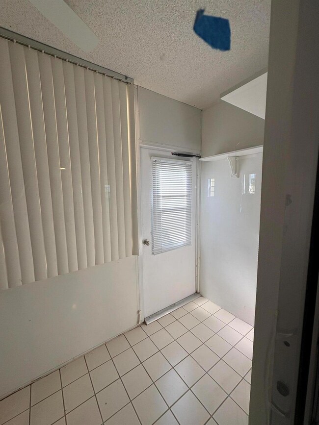 355 Windsor P, West Palm Beach, FL 33417 - photo 6