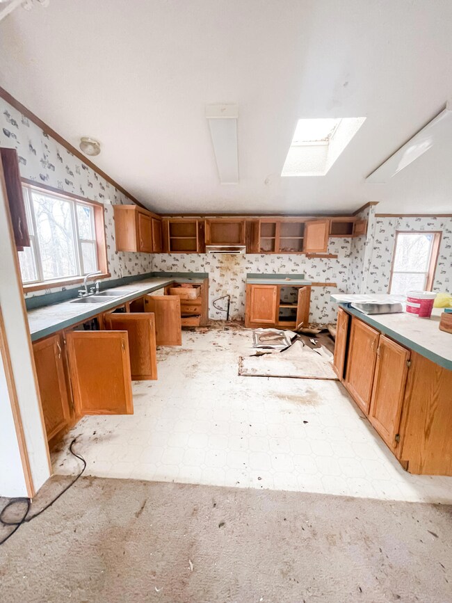 Kitchen 1-2
