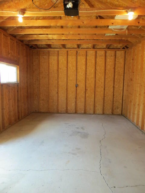 inside 1 car garage