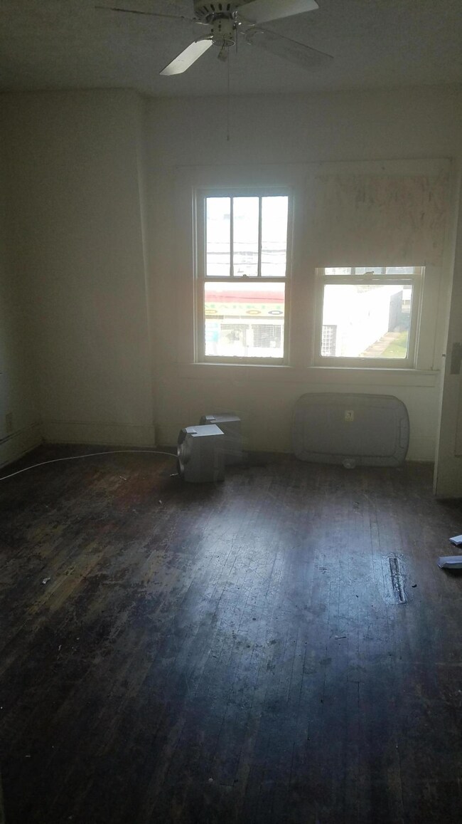 Sullivant - vacant pictures (6)