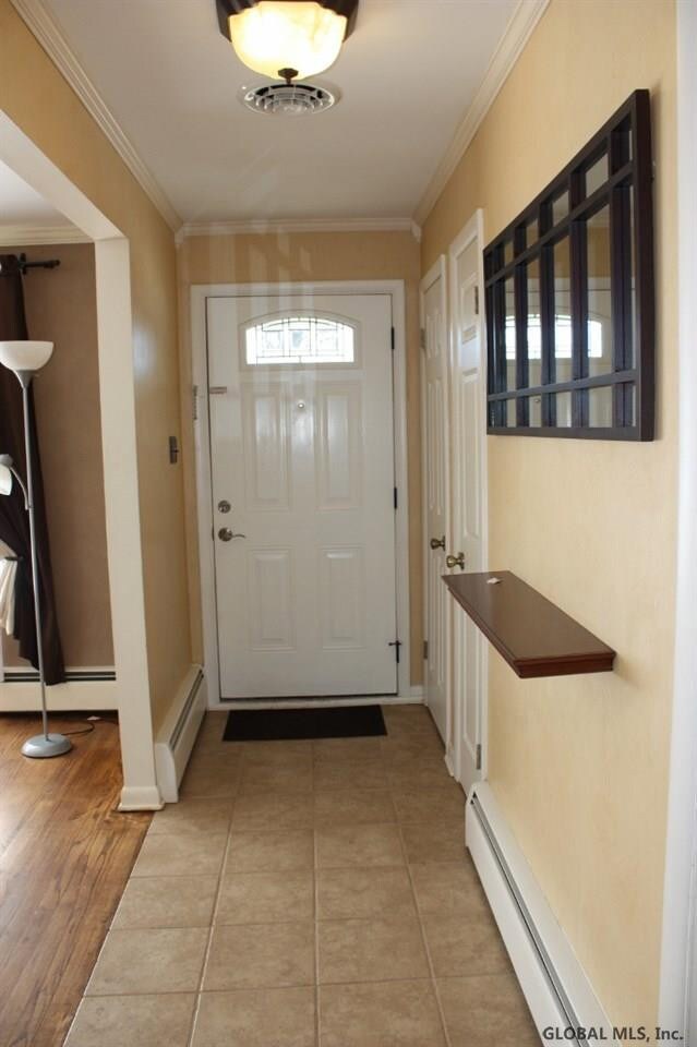 39 Tryon Ct, Albany, NY 12203 - photo 3