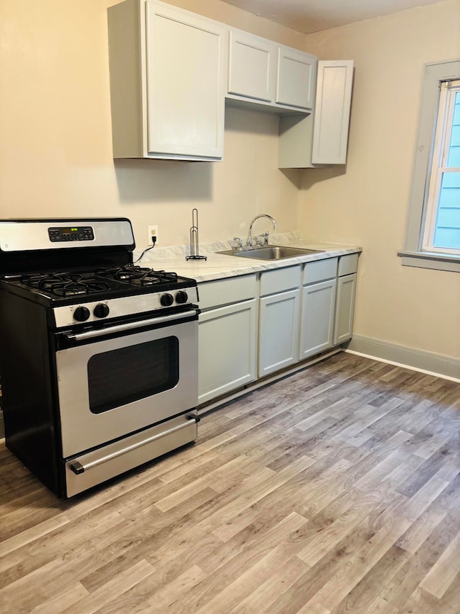 3157 N 15th St, Milwaukee, WI 53206 - photo 6