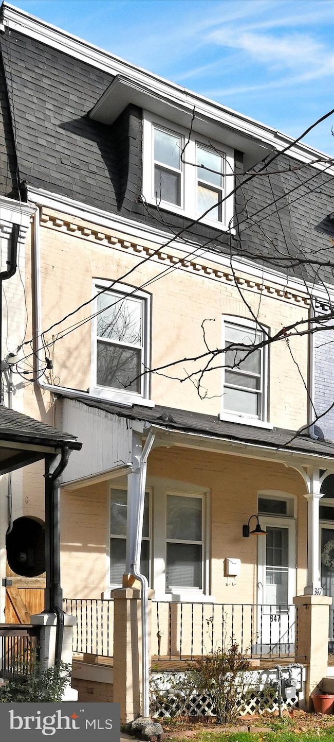 347 E Ross St, Lancaster, PA 17602 - photo 3