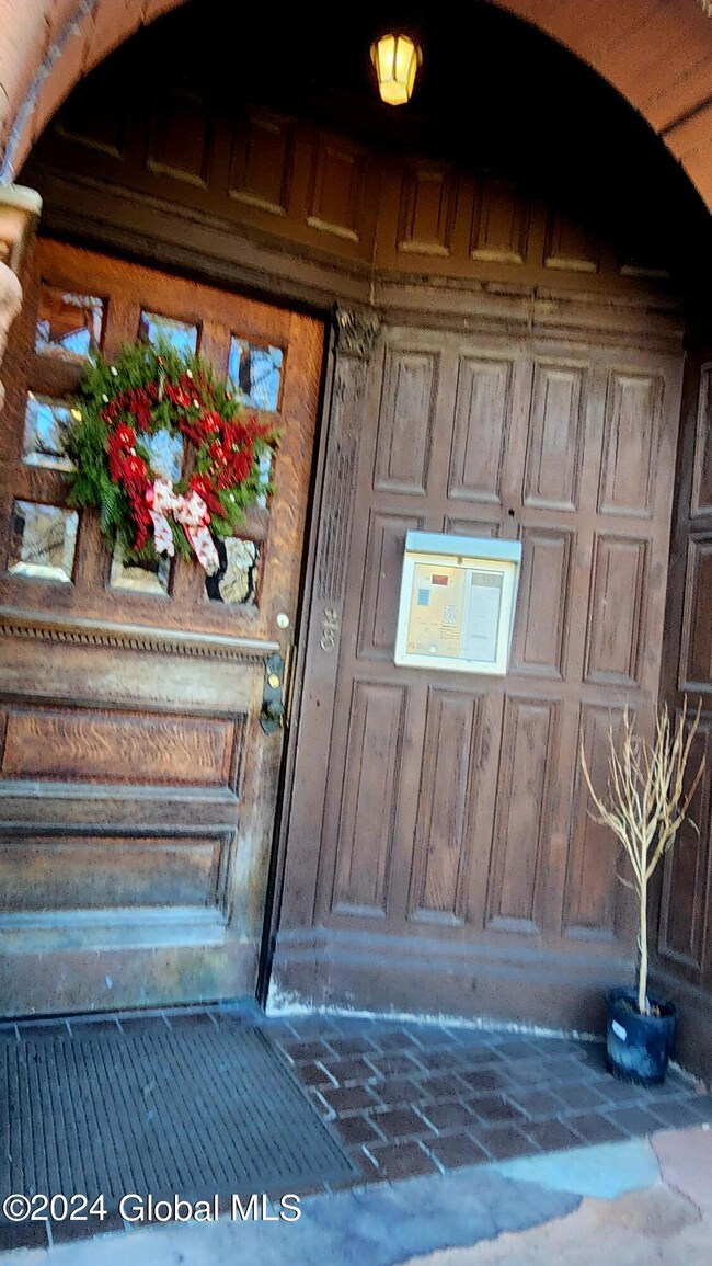 28 Willett St unit 2A, Albany, NY 12210 - photo 4