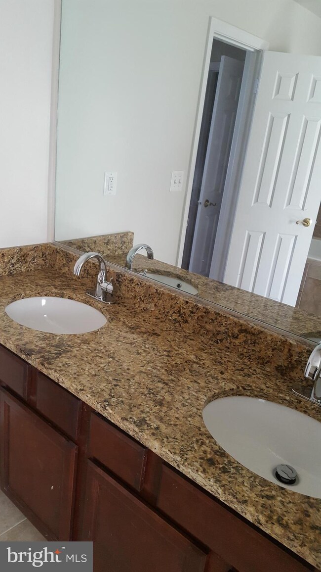 14206 Greenview Dr, Laurel, MD 20708 - photo 6