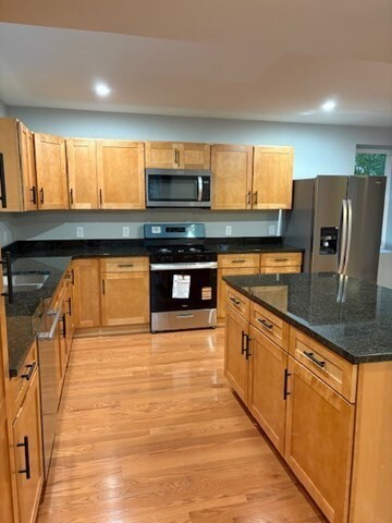 182 Avenue C, Woonsocket, RI 02895 - photo 5