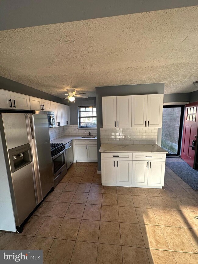 160 La Cascata, Clementon, NJ 08021 - photo 3