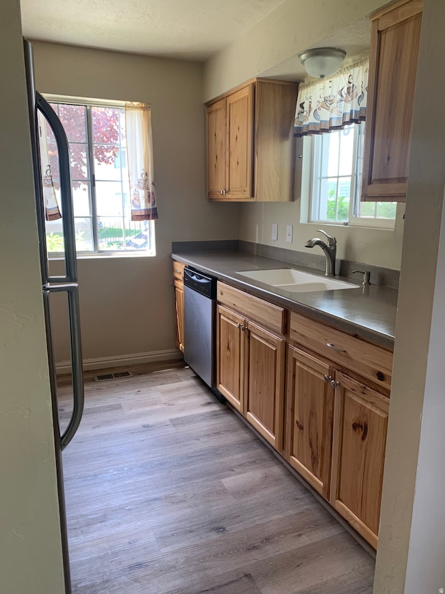 3575 S 3200 W unit 15A, Salt Lake City, UT 84119 - photo 5