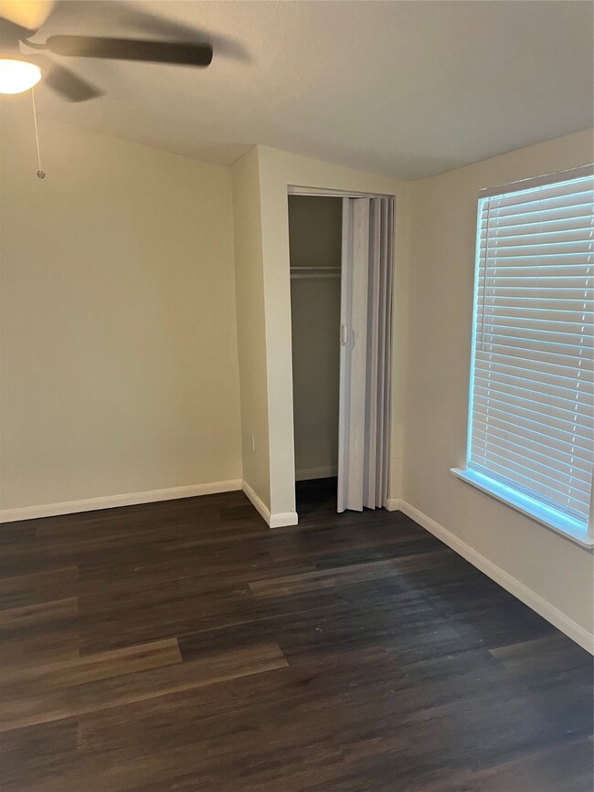 4034 Colgate St unit 1, Houston, TX 77087 - photo 4