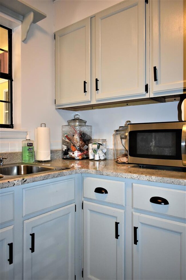 3406 Plantation Dr, Albany, GA 31721 - photo 7