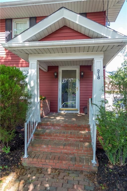 218 Bradley St, Portland, ME 04103 - photo 4