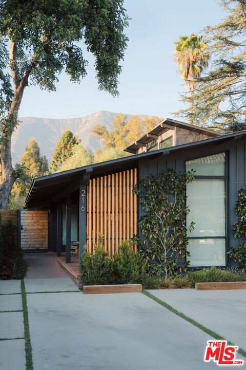 Front of Property/Second Entra