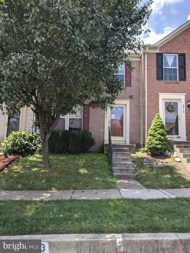 9813 Bayline Cir, Owings Mills, MD 21117 - photo 3