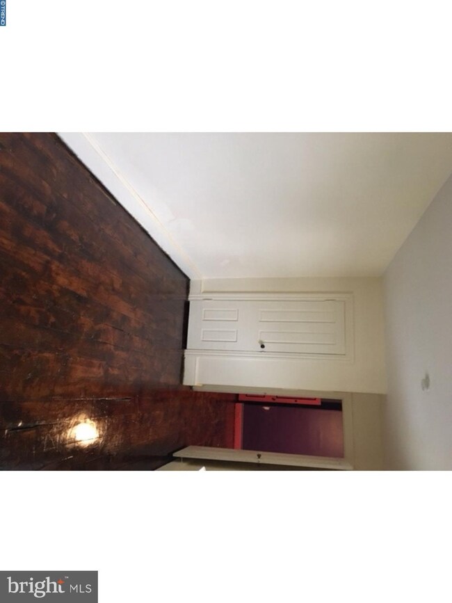 1239 Buttonwood St, Reading, PA 19604 - photo 3