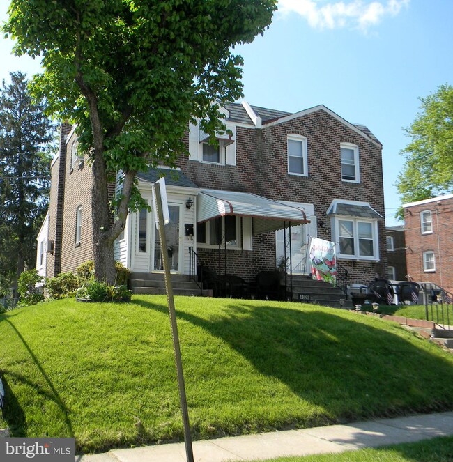 4028 Marshall Rd, Drexel Hill, PA 19026 - photo 2