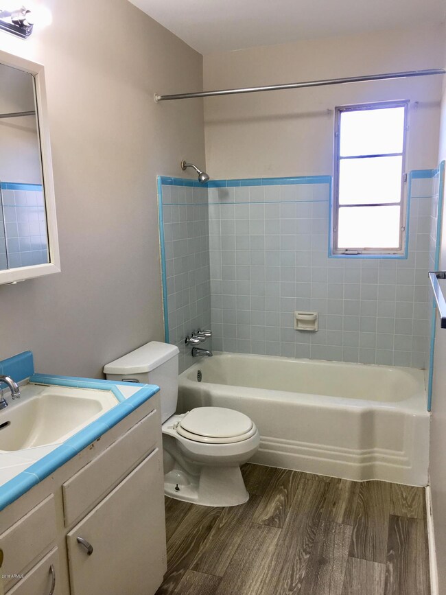 2018 E Hubbell St, Phoenix, AZ 85006 - photo 7