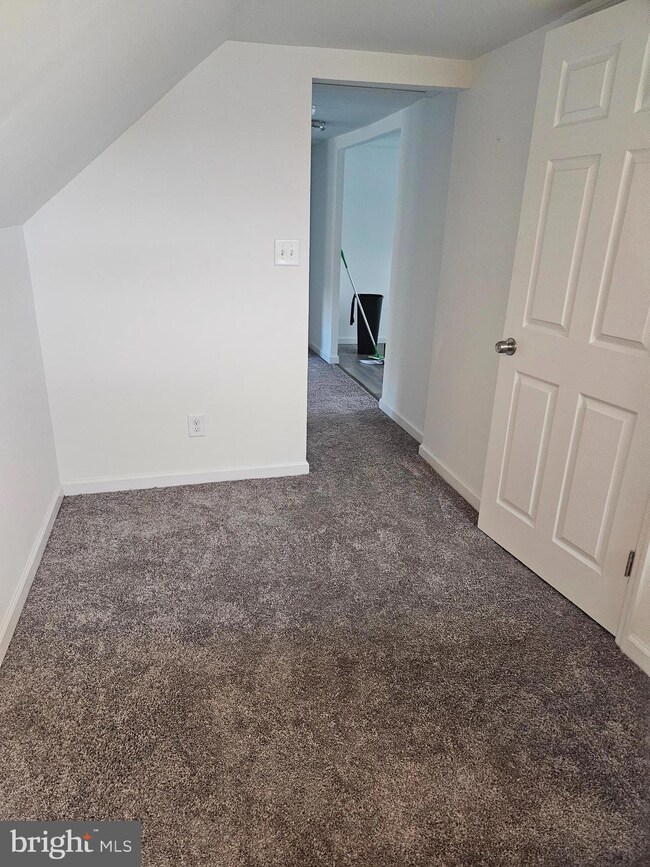 1623 2ND FLOOR S Delaware St, Paulsboro, NJ 08066 - photo 4