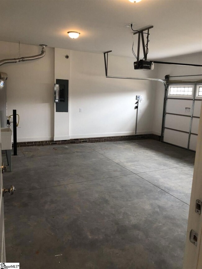 21 Rocky Meadow Ct, Greenville, SC 29615 - photo 2