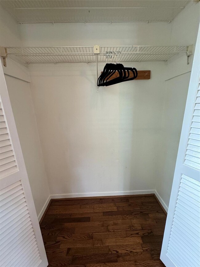 7234 Rutgers Dr, Dallas, TX 75214 - photo 4