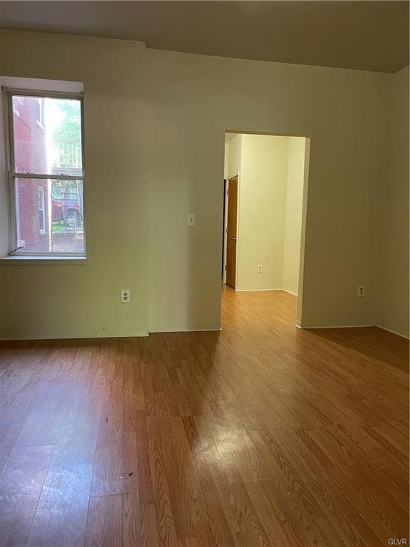 1306 E 4th St unit 1, Bethlehem, PA 18015 - photo 2