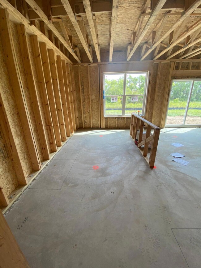 Large kitchen with center island - great for hosting or family dinners!