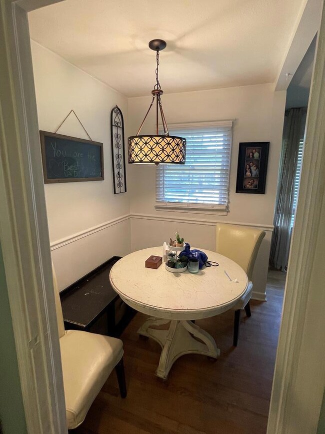 307 Ridgeway Dr, Americus, GA 31709 - photo 6