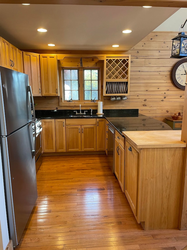 2 Aspen Ln, Winhall, VT 05340 - photo 7