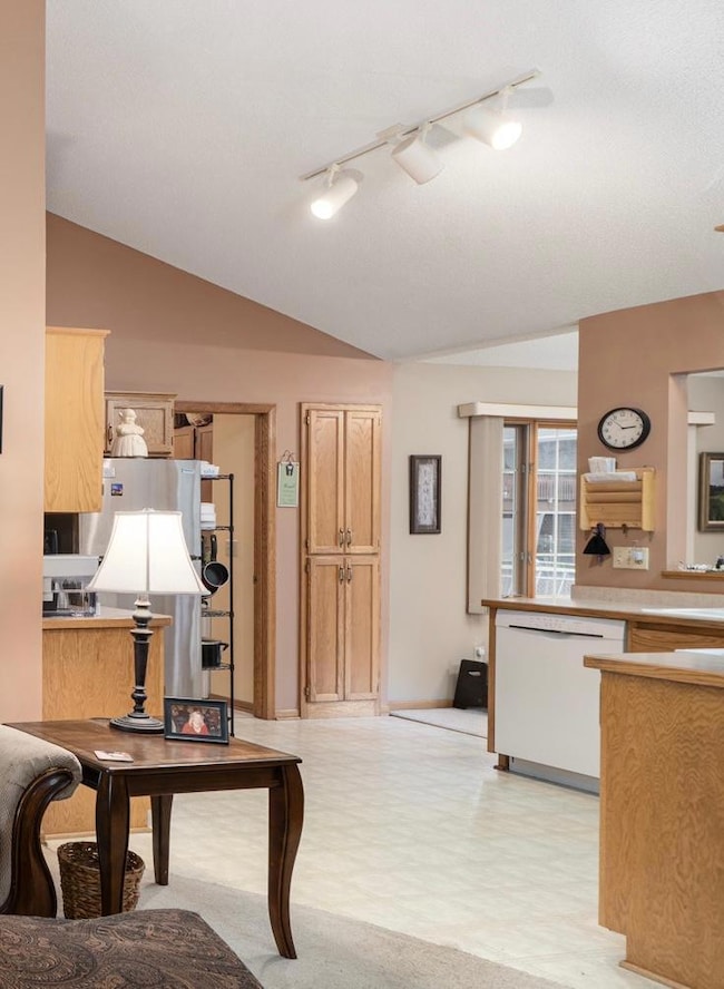 3233 Northdale Ln NW, Coon Rapids, MN 55448 - photo 6