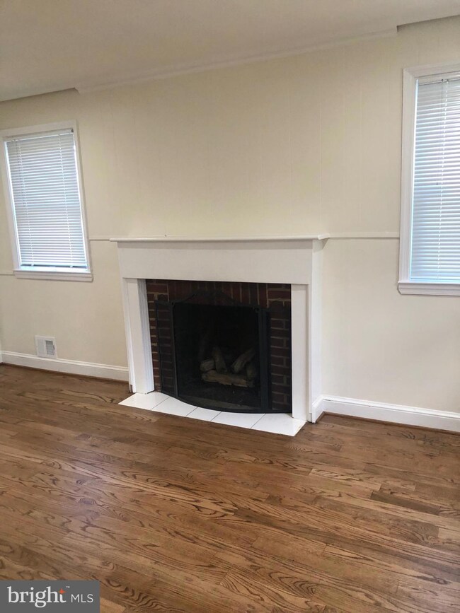 5601 Shawnee Dr, Oxon Hill, MD 20745 - photo 5