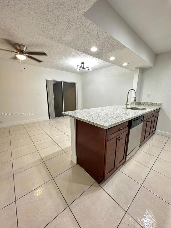 7436 NW 75th St, Tamarac, FL 33321 - photo 2