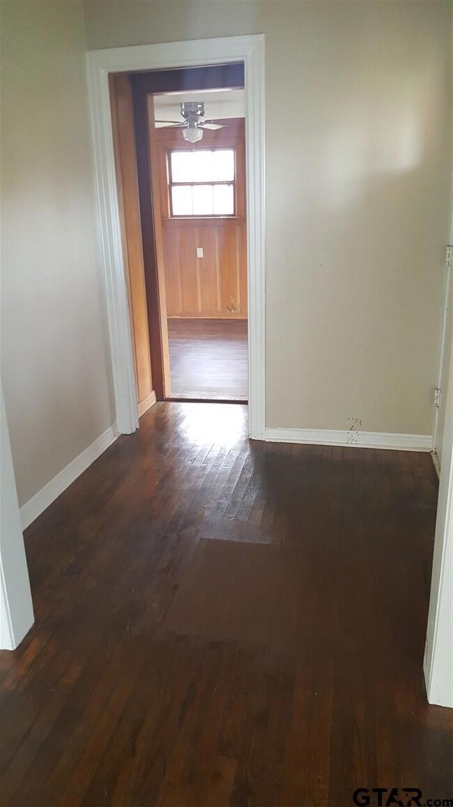 1919 1919 S Talley, Tyler, TX 75701 - photo 3