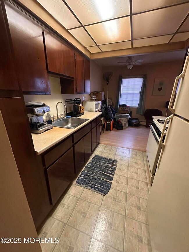 70 Stonehurst Blvd unit A, Freehold, NJ 07728 - photo 2