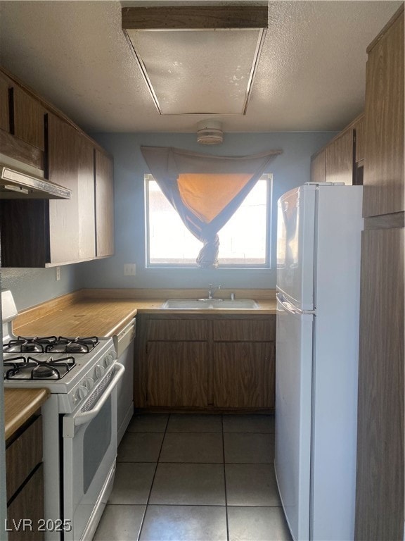 3837 Kellogg Ave, Las Vegas, NV 89115 - photo 4