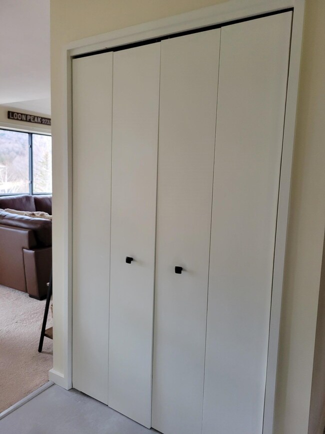 21 Bridgeview Rd unit B, Lincoln, NH 03251 - photo 5