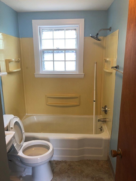 12 Spaulding St unit 1, Wakefield, MA 01880 - photo 3