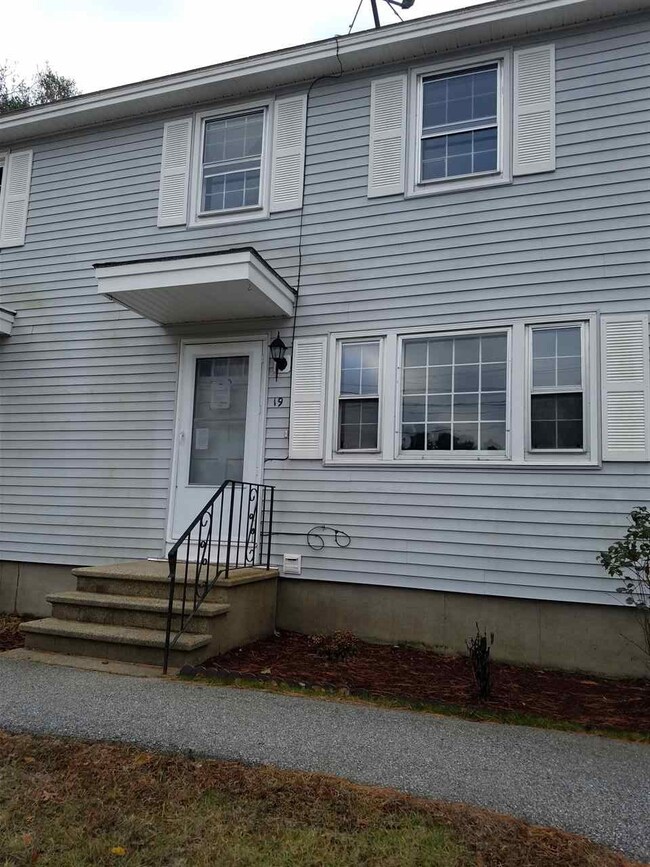 19 Heritage Dr unit 3, Allenstown, NH 03275 - photo 2
