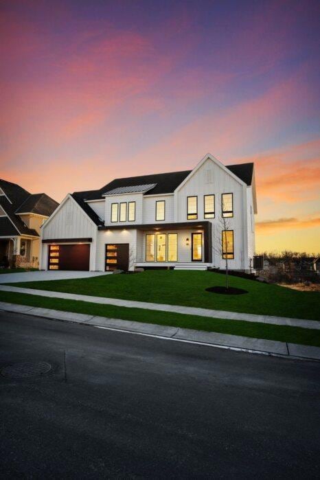 Not Actual Home, Photos of Model with the Floorplan